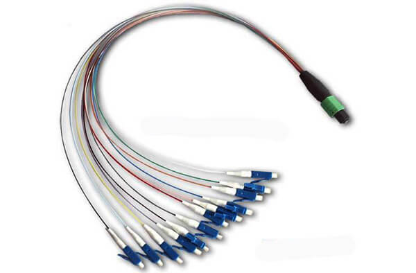 CHB MPO MTP Fibre Patch Lead Split CHB MPO MTP Fibre Patch Lead Split